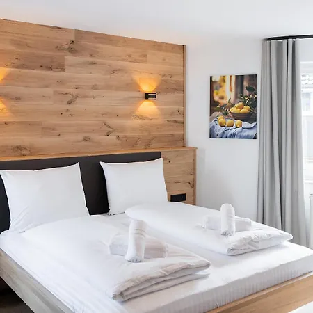 Alfredo Hotel